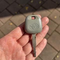 Toyota car key, segundo informou a iLost