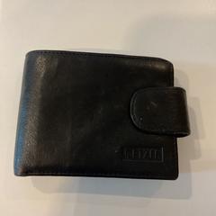 Wallets juddymon., as reported by Gemeente Amsterdam - Bureau Gevonden Voorwerpen using iLost
