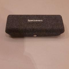 Glasses case with glasses, as reported by Van der Valk Hotel Schiphol using iLost