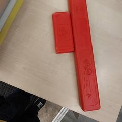 Triangle securite voiture, as reported by IKEA Toulon using iLost