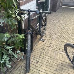 Fiets, jak bylo nahlášeno na iLost