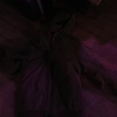 Hoodie Kleur leger achtig, zoals gemeld door De Heeren van Aemstel met iLost