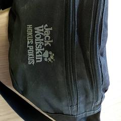 Saco - heuptas, como reportado por Regio Antwerpen - Brussel utilizando o iLost