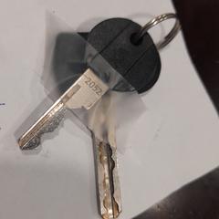 Sleutel, amint azt Internationaal Theater Amsterdam az iLost segítségével jelentette.