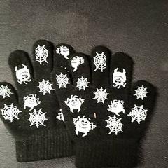 إكسسوارات الملابس، كما تم الإبلاغ عنه بواسطة Qbuzz GD Groningen Peizerweg عبر iLost