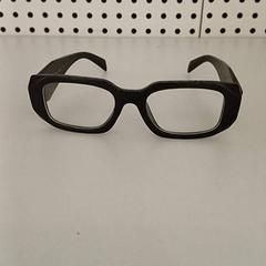 Glasögon zwart, rapporterat av Qbuzz GD Groningen HS med iLost