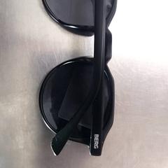 Sunglasses oculos, as reported by IKEA Matosinhos using iLost