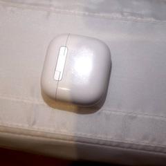 Airpod, ako bolo nahlásené Grand Hotel Amrath Kurhaus pomocou iLost