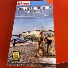 Book livre touristique, as reported by MEININGER Hotel Bordeaux Gare Saint-Jean using iLost