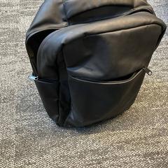 バックパック Zwart がiLostで Gemeente Rijswijk によって報告されました