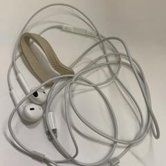 Sluchátko, jak nahlášeno IKEA鶴浜 pomocí iLost