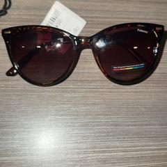 Sluneční brýle, jak nahlášeno Van der Valk Hotel Haarlem pomocí iLost