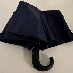 Parapluie, a été signalé par IKEA Mons utilisant iLost