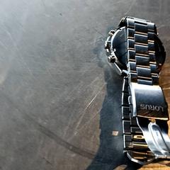 Uhr, gemeldet von Paaspop über iLost