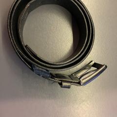 Belt, as reported by Eindhoven Airport using iLost