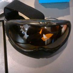Skibril, amint azt SnowWorld Landgraaf az iLost segítségével jelentette.