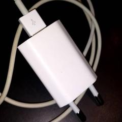 Carregador, como reportado por TivoliVredenburg utilizando o iLost