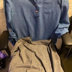قمصان BLUE AND GREY، كما تم الإبلاغ عنه بواسطة Room Mate Bruno عبر iLost
