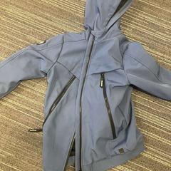 Veste, a été signalé par Pathé Zwolle utilisant iLost