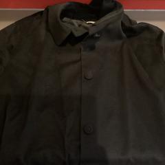 Coat Black, rapporterat av MEININGER Hotel Berlin "Mitte" Humboldthaus med iLost