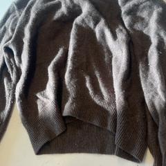 Pulóver, amint azt Het Amsterdamse Winterparadijs az iLost segítségével jelentette.