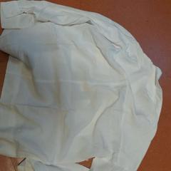 Corsage blanc, rapporterat av TCL med iLost
