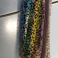 İLost kullanarak Centraal magazijn tarafından bildirildiği gibi Schoolgerief - Pennezak