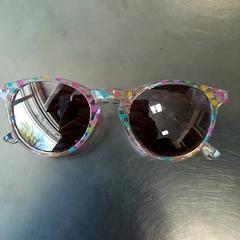 Sunglasses Kinder, hartjes, as reported by Burgers' Zoo using iLost