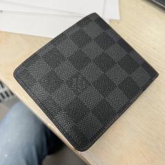 Wallet, gemeldet von MEININGER Hotel Amsterdam Amstel über iLost