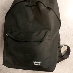 Rugzak - Zwart، كما تم الإبلاغ عنه بواسطة Centraal magazijn عبر iLost