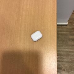 Earplug holder, as reported by Qbuzz U-OV using iLost