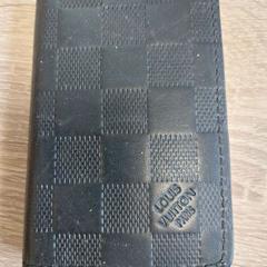 Titular da tarxeta el Hajjioui, segundo informou EBS OV Poeldijk usando iLost