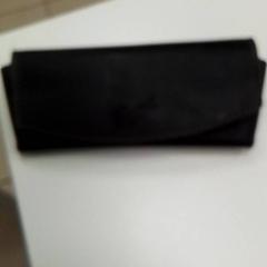 Estuche Etui, segundo informou ilévia usando iLost