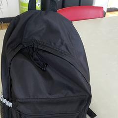 Mochila Turnkledij, ha sido reportado por Regio Limburg - Leuven con iLost