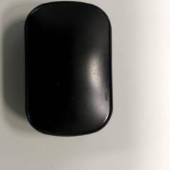 Fodral till bluetooth-hörlurar, rapporterat av Centraal magazijn med iLost