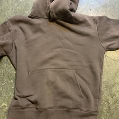 Sweat Brownish, a été signalé par KABUL à GoGo / Teatro utilisant iLost