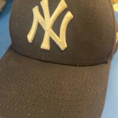 Chapéu, como reportado por IKEA福岡新宮 utilizando o iLost