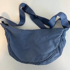 Bag Nylon tasje kleur blauw, som rapportert av Gemeente Noordwijk ved bruk av iLost