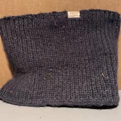 Neck warmer, as reported by Van der Valk Hotel Apeldoorn - De Cantharel using iLost