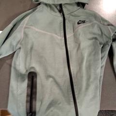 Txalekoa Groen, gisa salatu by Breng Nijmegen iLost erabiliz