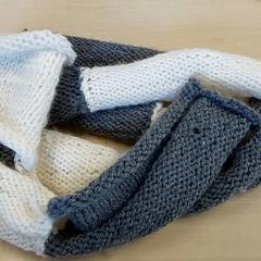 Kleding - Sjaal wit/grijs, rapporterat av Regio Oost-Vlaanderen med iLost