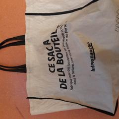 Väska de courses, rapporterat av TCL med iLost