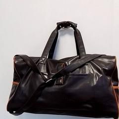 Taška, jak nahlášeno Hermes Eindhoven pomocí iLost