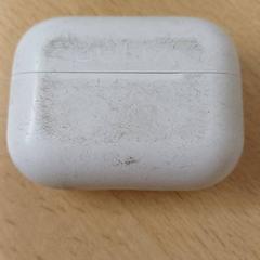 Funda per a auriculars Wit, segons ha informat Qbuzz GD Groningen Peizerweg mitjançant iLost