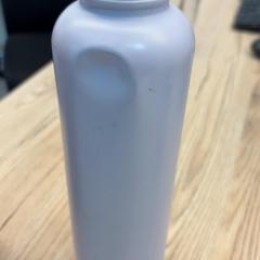 Bouteille, a été signalé par Pathé Delft utilisant iLost