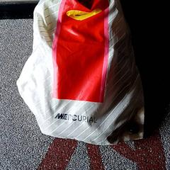 배낭, iLost를 사용하여 Regio Limburg - Leuven에 보고됨