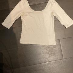 Long sleeve, jak nahlášeno Van der Valk Hotel Heerlen pomocí iLost
