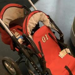 Stroller Red, as reported by MEININGER Hotel Bremen Hauptbahnhof using iLost