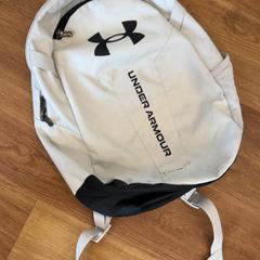 Mochila, como reportado por HTM utilizando o iLost