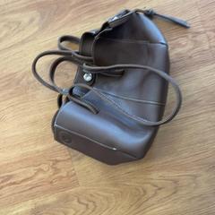 Väska, rapporterat av GVB med iLost